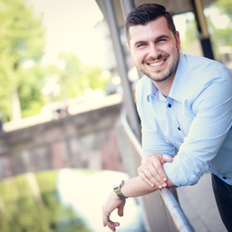Daniel Schwarz