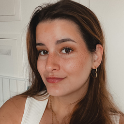 Elena Stüber