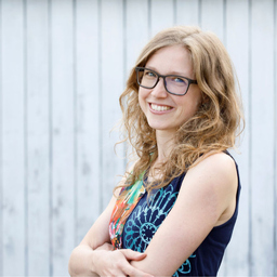 Dr. Maike Hartlehnert