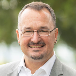 Dr. Frank Volz