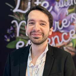 Özgür Onbasi