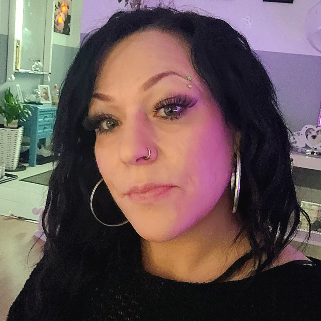 Daniela Rosser Verkäuferin Happy Pet Investment Holding GmbH XING