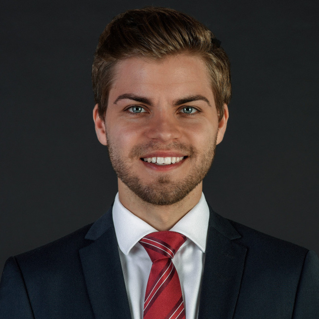 Maximilian von Fürstenberg CEO vonFürstenberg HR GradHunting, Up