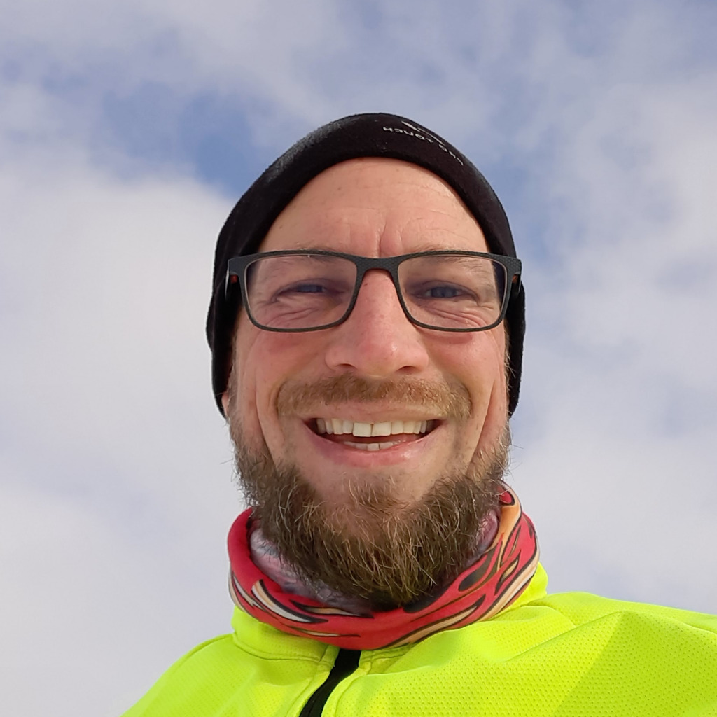 Dipl.Ing. Daniel Kollar Head of Physical Implementation RacyICs