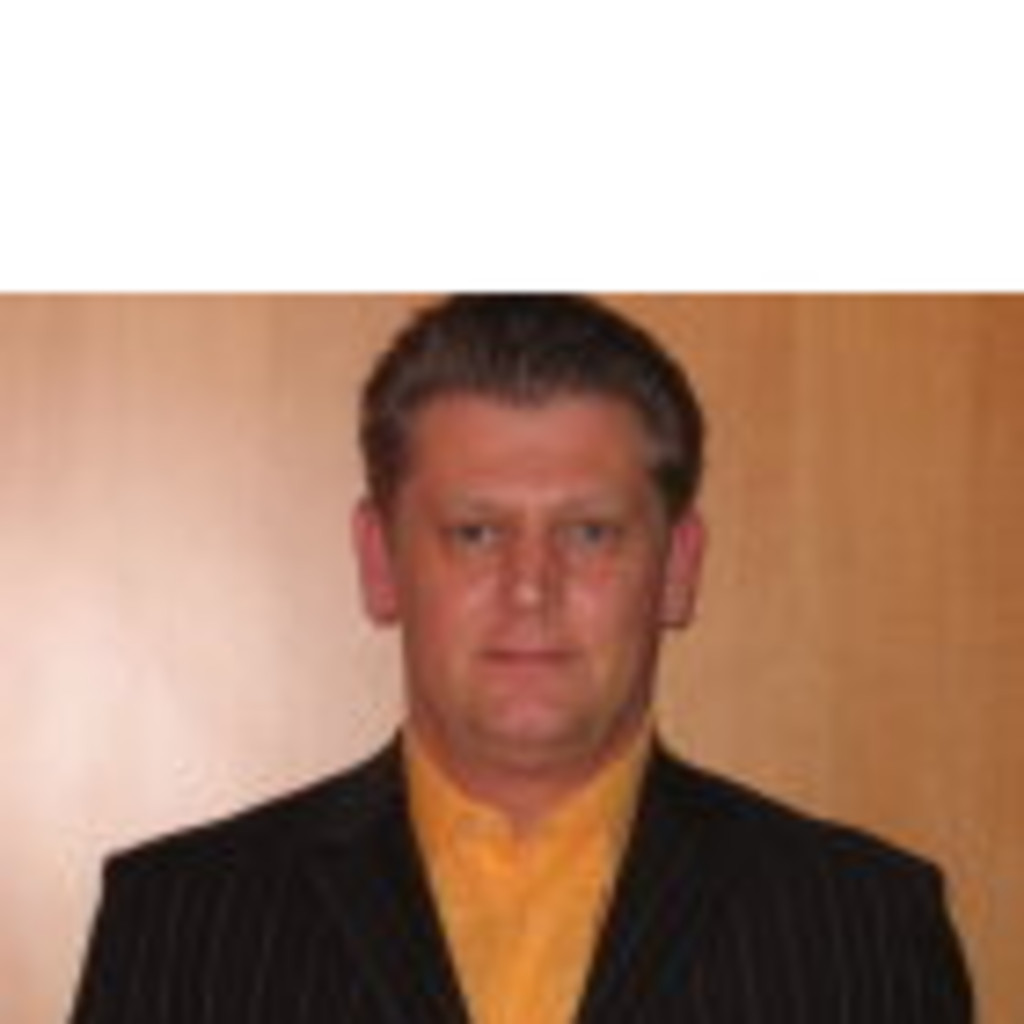 Michael Schmidt Vice President PMInternational XING