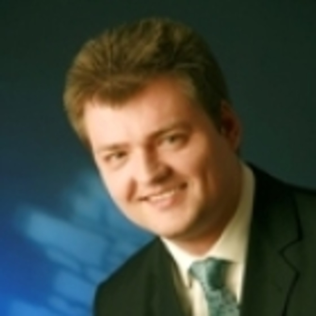 Patrick Adam Leitung Finanzen und Rechnungswesen Evangelischer