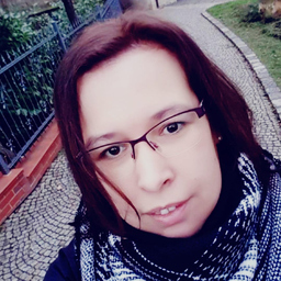 Manuela Lange