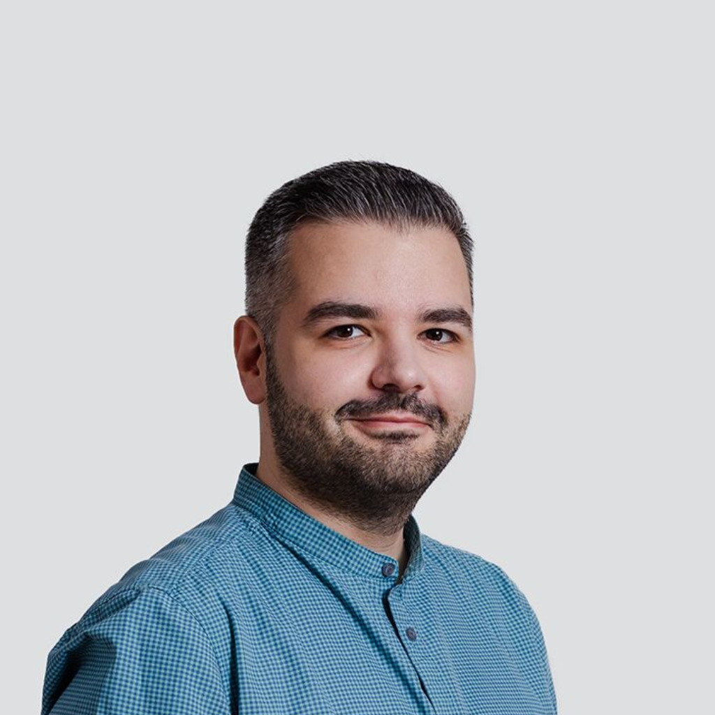 Michael Burakowski Senior SEO Manager International SEO E