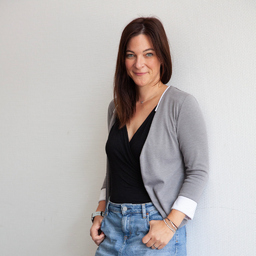 Caroline Leix