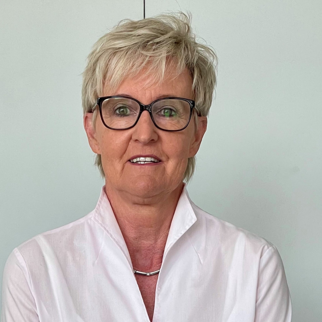 Birgit Puchta - Marketing Manager - Schaltbau GmbH | XING