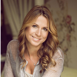 Claudia Adler