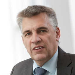 Dr. Joachim Riess
