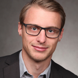 Dr. Bastian Recke