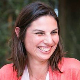 Caroline Plumejeau