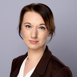 Angela Schlüßler