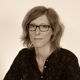Dr. Simone Holz