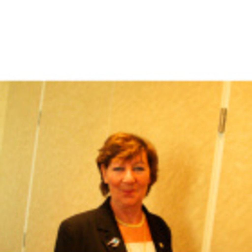 Valerie Gogolin CEO VAU GE SERVICE XING