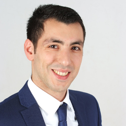 Dr. Mustafa Carrion Saldaña