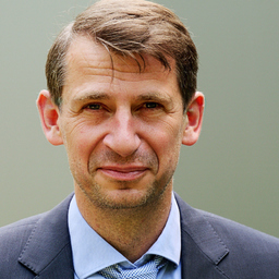 Dr. Tilmann Klare