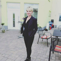 Julia Bauß