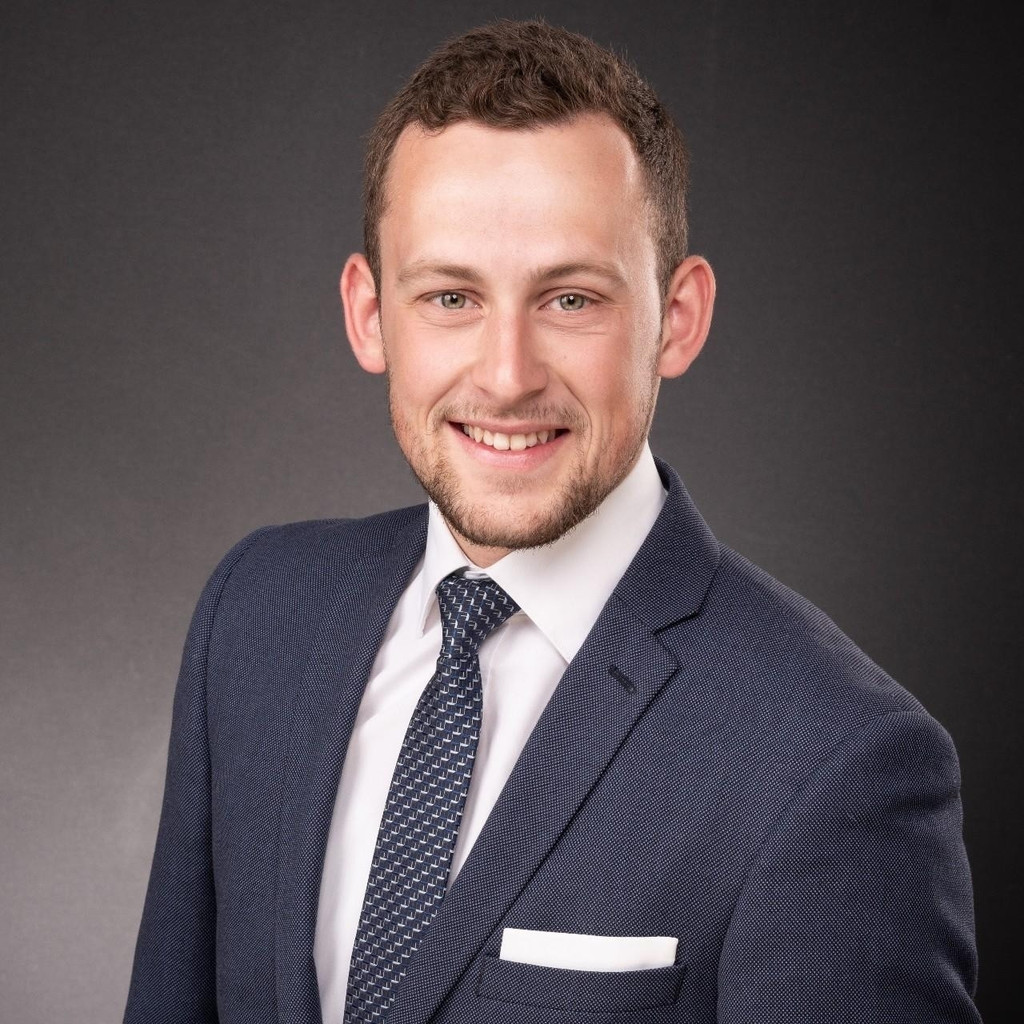 Eduard Enns Technischer Fachwirt IHK Akademie Ostwestfalen XING