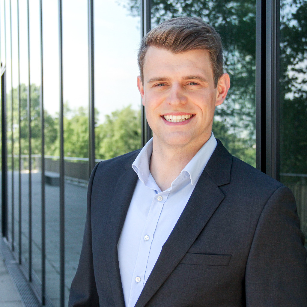 Michael Lippert Senior Key Account Supply Chain Manager DACH