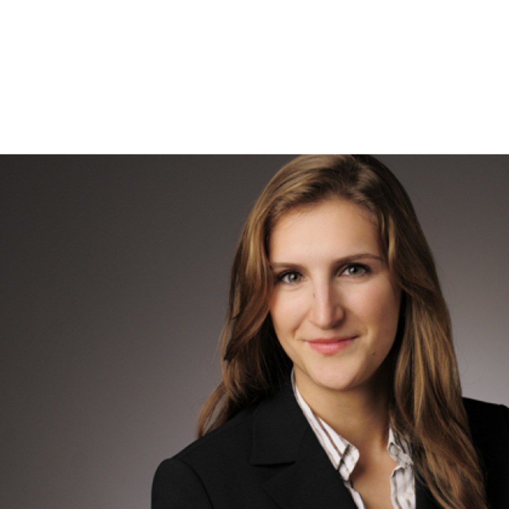 Maria Hoppe Assistant Artist Manager KünstlerSekretariat am Gasteig