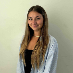 Karolina Scherer