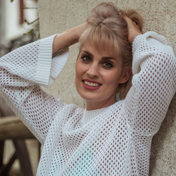 Alina Arenz 