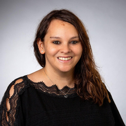 Sabrina Au Sabrina Au's profile picture