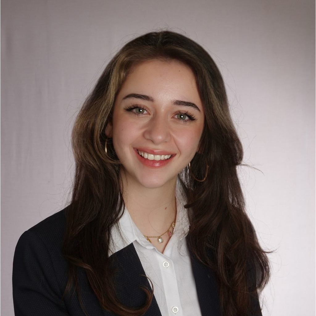 Selin Kesci Lernende Youplus Assurance AG XING