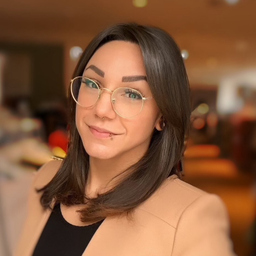 Nadine Adam