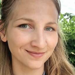 Sarah  Stinghe
