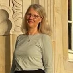 Katrin Stolle