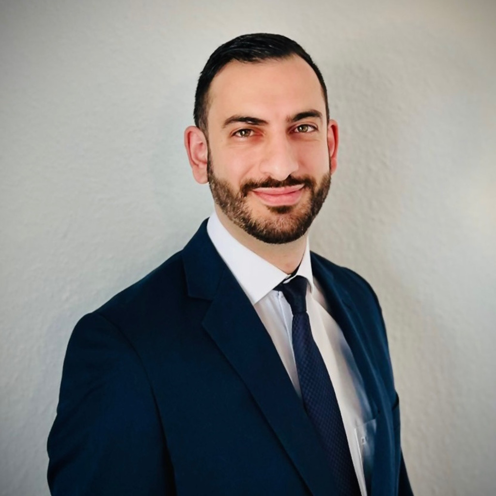 Luigi Giannini Finanzberater R+V Versicherung XING