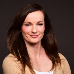 Dr. Melanie Peschmann