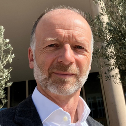 Dr. Thomas Velten