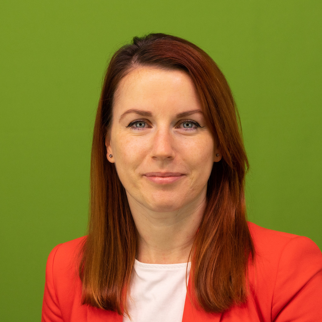 ionela-noyes-hybrid-channel-account-manager-lenovo-deutschland-gmbh