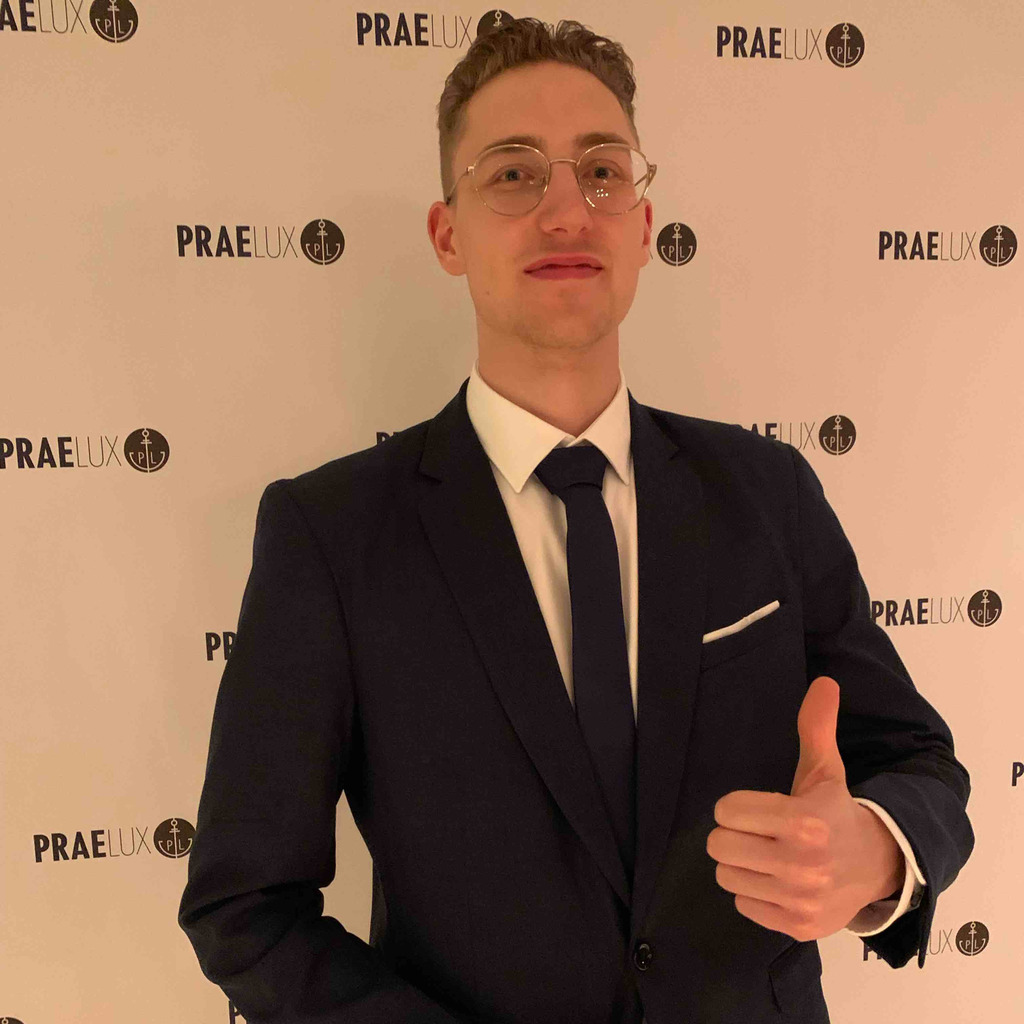 Felix Schneider Makler PraeLux Gesellschaft für Investmentberatung