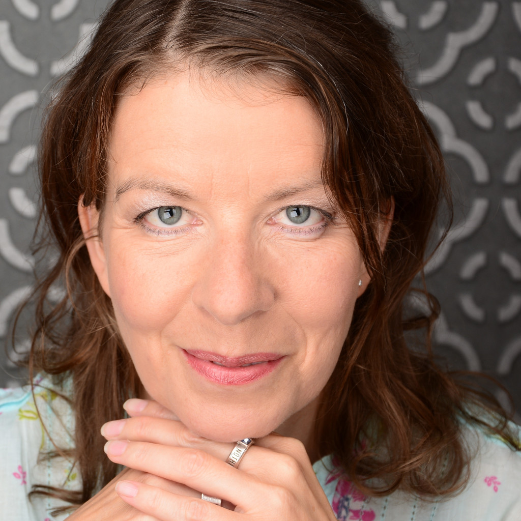 Bettina Laustroer Redakteurin & Texterin & Lektorin Text und