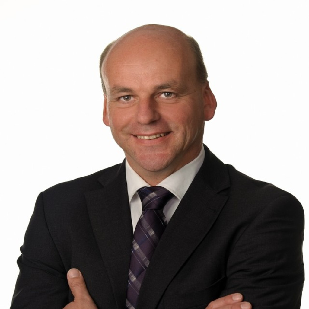 Frank Roth Projektleitung, Bauleitung, SiGeKoordination R O T H