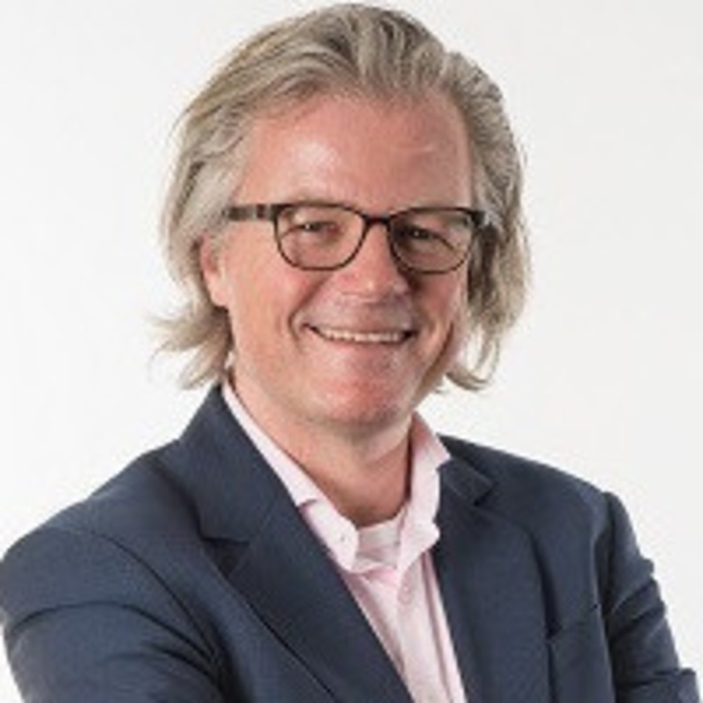 BartJan Bartholomeus Head of IT Operations Versandapotheke