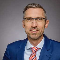 Andreas Gärtner Leadership & HR Quadriga Hochschule Berlin XING