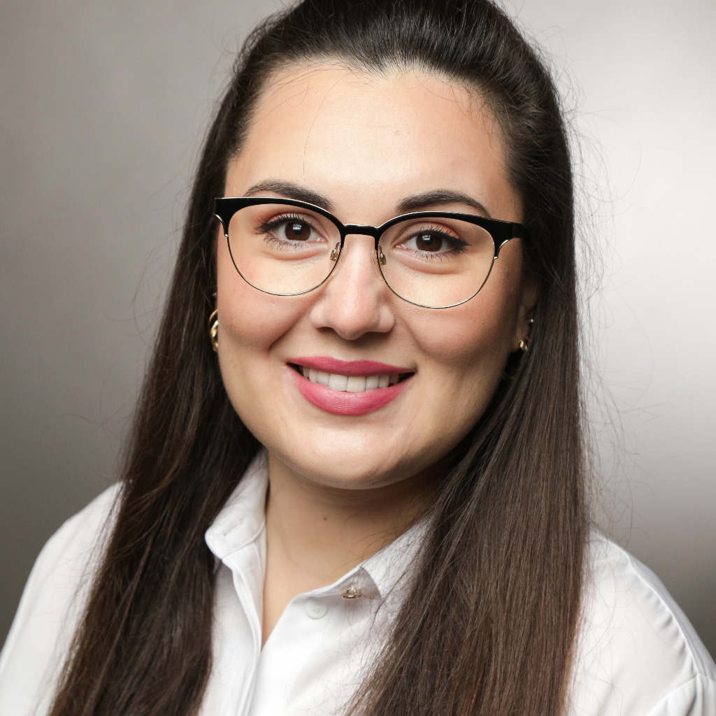 Ecem Serbest Personalmanagerin Vertrieb & Rekrutierung Unique