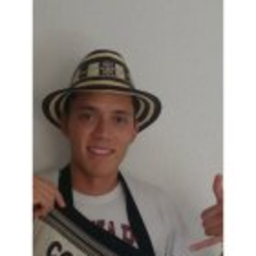 Emerson López González