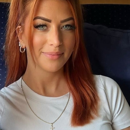 Alexandra Scott