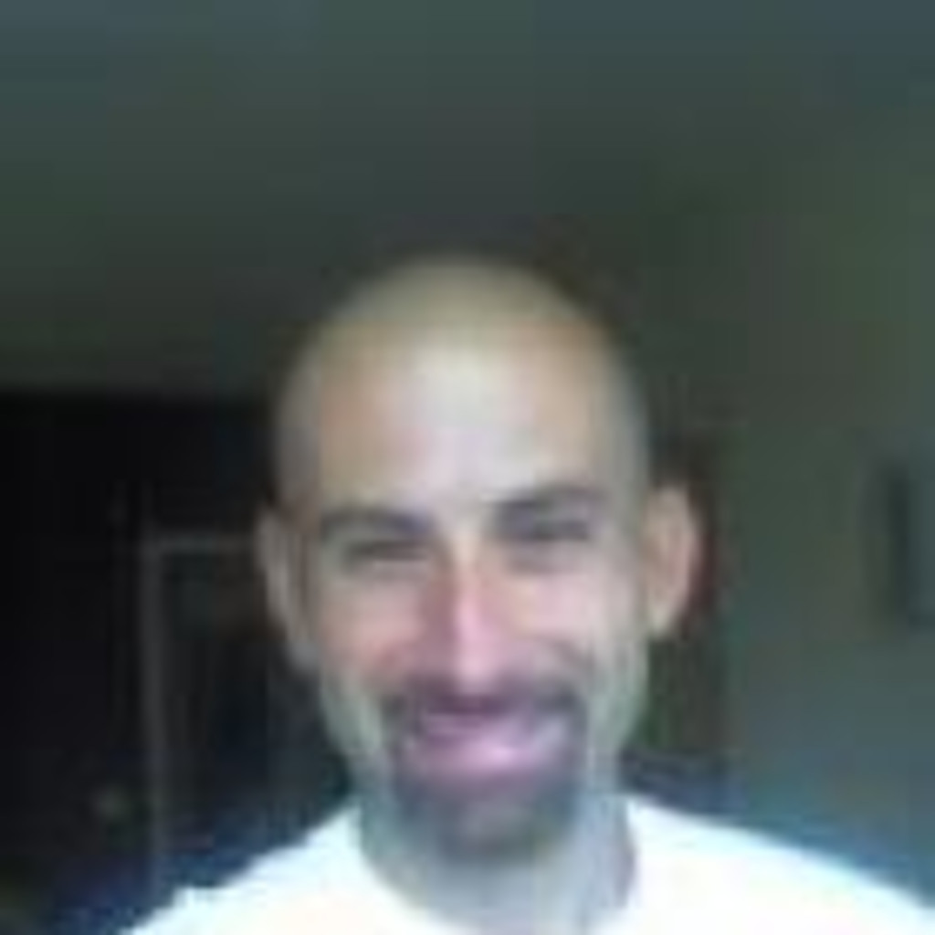 simone corsini assistente di volo capo cabina blue panorama