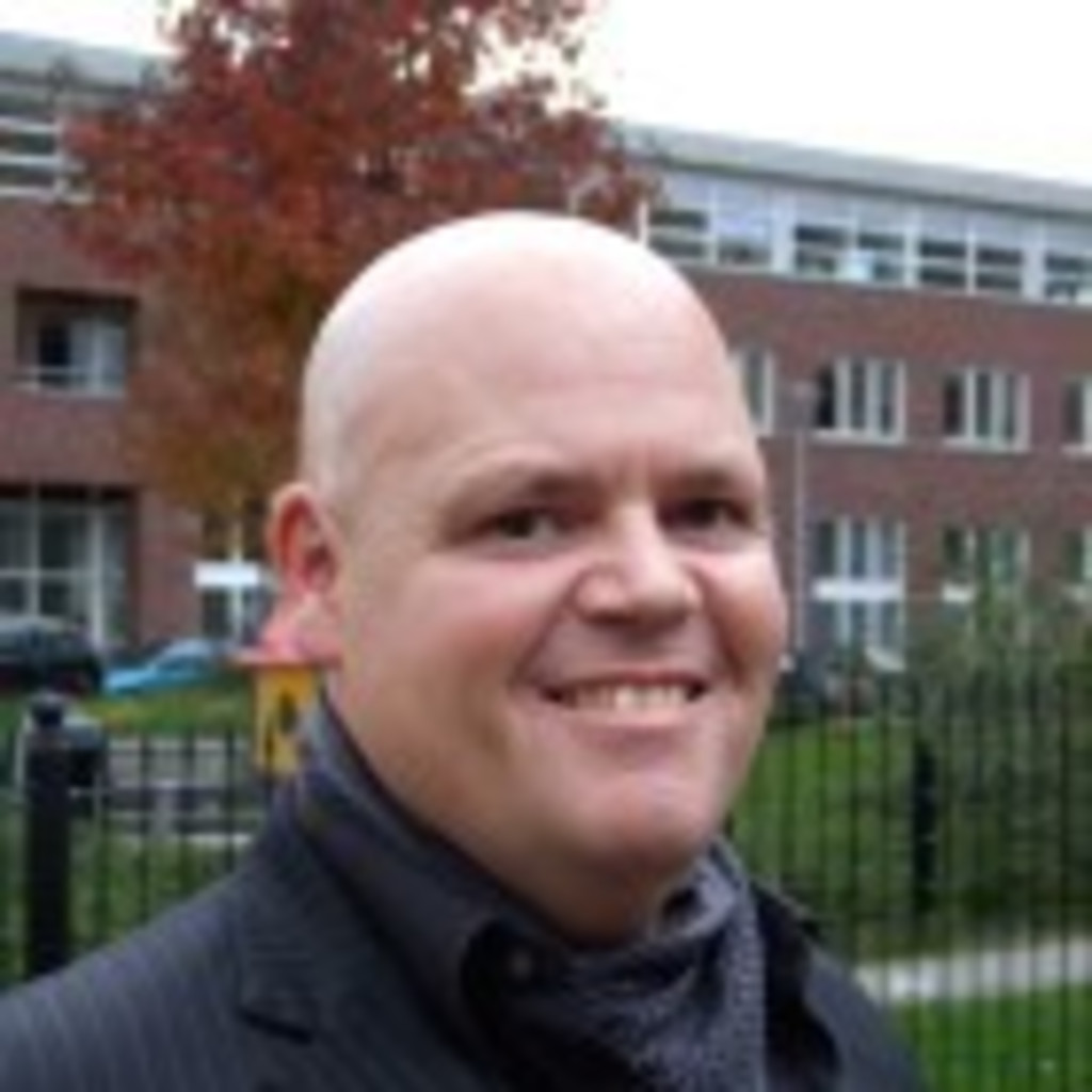 Eric Wildenberg van Den Client Service Director Brand Republic XING