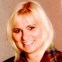 Anja Peterek
