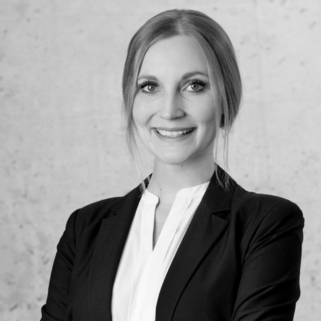 Franziska Schramm Legal Counsel AKASOL AG XING